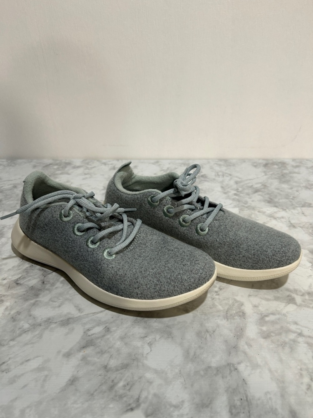 ALLBIRDS Womens Merino Wool Lace-Up Sneakers Sz 9